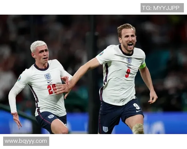 凯恩双响助力球队逆转胜利展现超级前锋风采