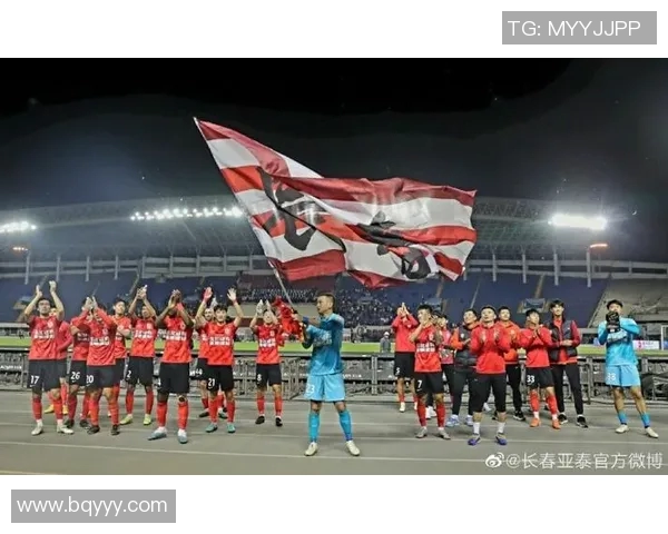 谭龙梅开二度助力长春亚泰迎来精彩胜利展现球队强大实力